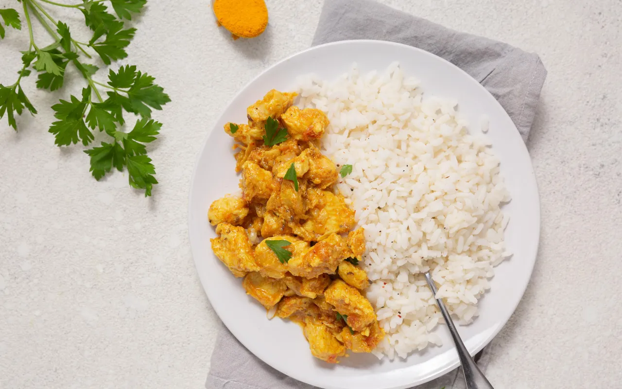 Estrogonofe de Frango Cremoso – Versão Tradicional e Sem Glúten/Lactose